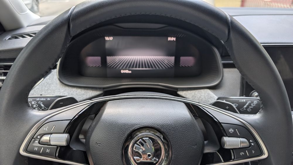 Skoda Scala 2025 1.0 TSI ,DSG , 6400 km