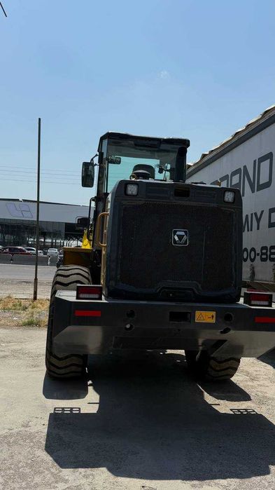 Фронтальный погрузчик XCMG XC936 2.1 куба Джойстик