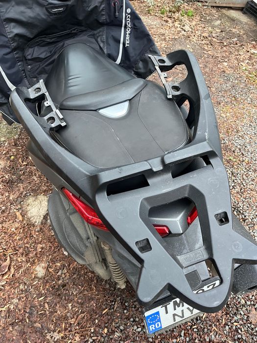 Top case Yamaha si suport Xmax 400 - 300