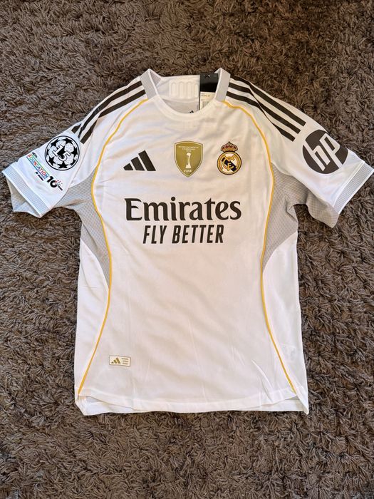 Оригинална тениска Real Madrid 25/26 размер М,Л,ХЛ