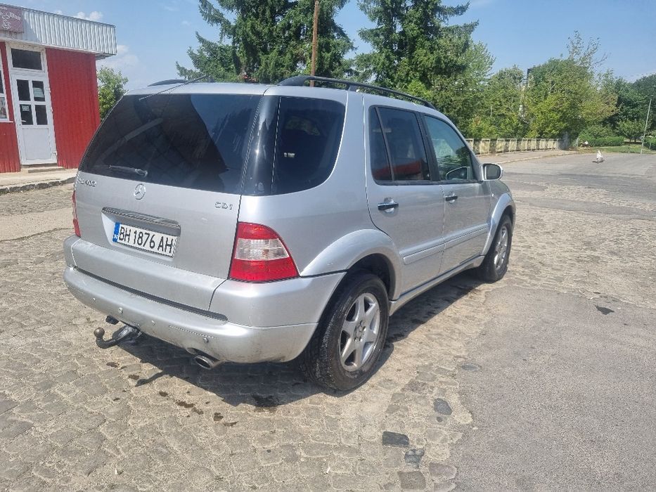 Vând Mercedes ML 400cdi pachet AMG