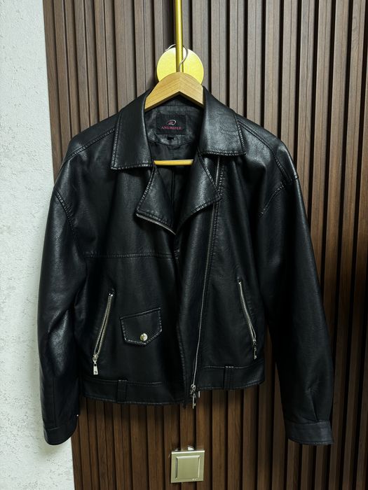 Женская кожанная куртка