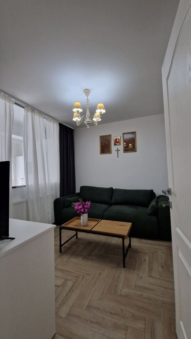 Apartament 2 camere de închiriat – Centru