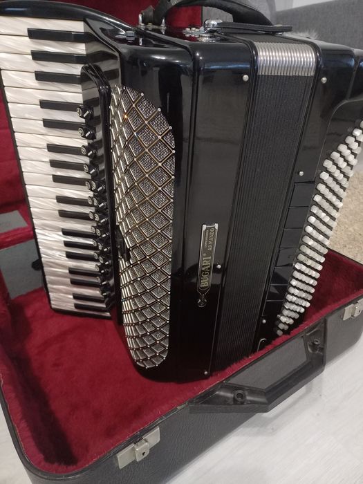 Urgent Vand acordeon.Bugari Armando