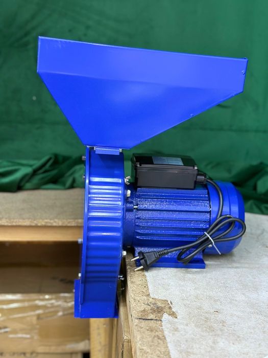 Зернодробилка Бизон 1