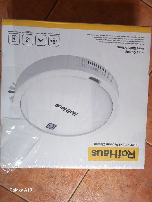 Нова прахосмукачка робот