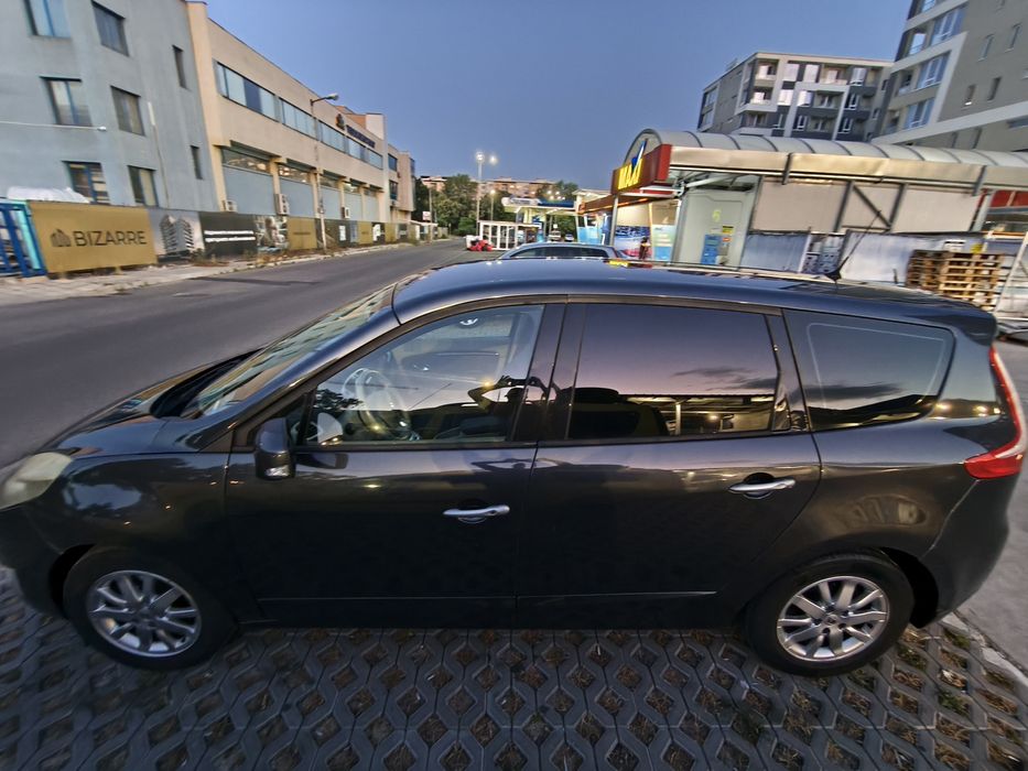 Renault Grand Scenic 2010