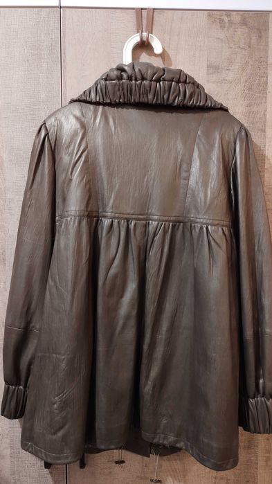 пролетно есенно кожено палто