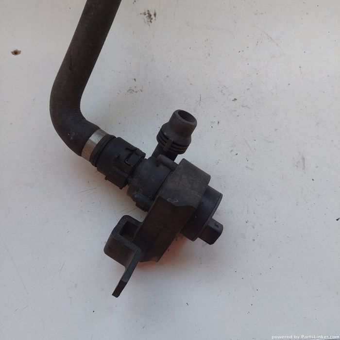 Pompa Apa Bmw 5 (E60) [ 2001 - 2010 ] Oem 6922617