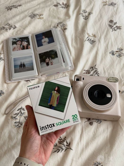 фотоаппарат моментальной печати instax square