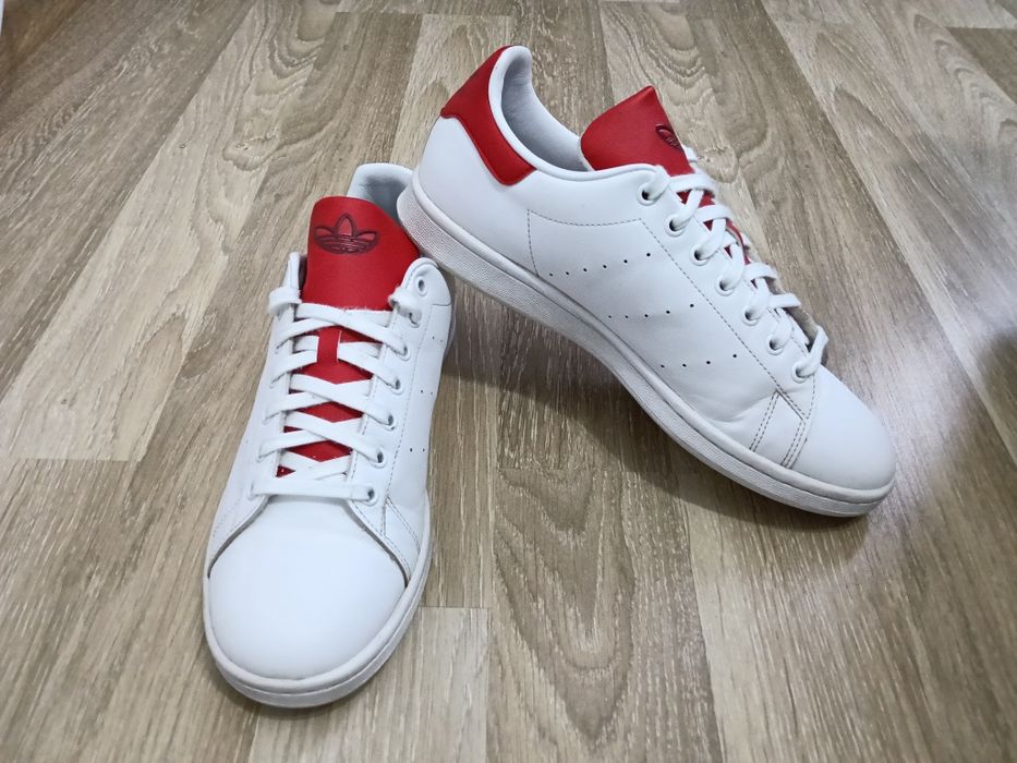 Adidași Adidas Stan Smith mărimea 44-43 (Nike)