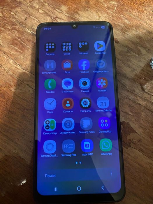 продаю телефон Samsung