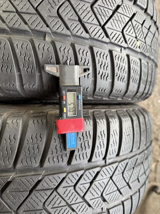 4x Anvelope iarna 245/45 R18 - Pirelli  Sotto Zero 3 Winter