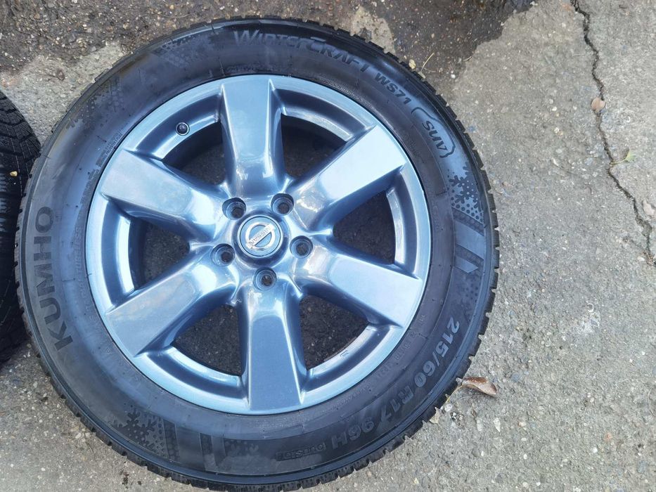 Зимни гуми 215/60 R17 с джанти