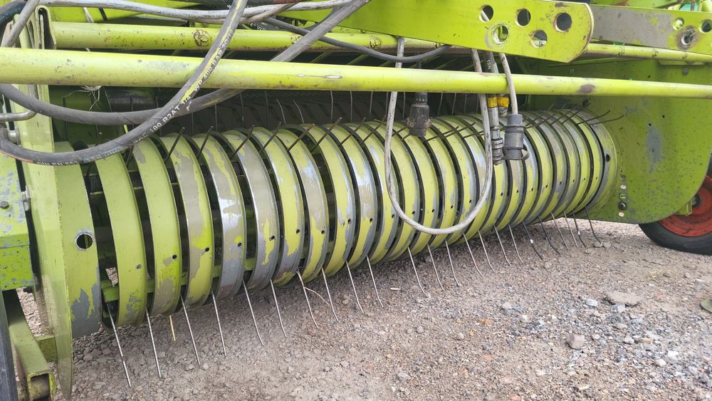 Пресс подборщик Claas rollant 46