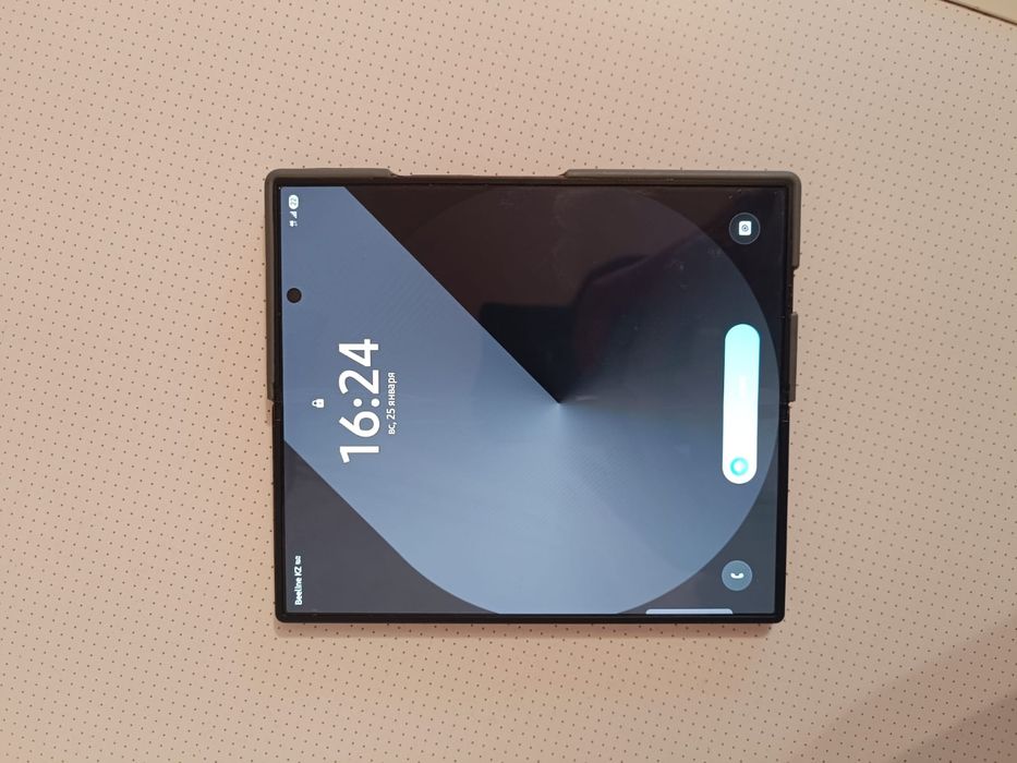 Продам Samsung Z Fold 6