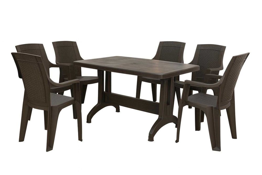 Пластмасов комплект за градина с маса и столове