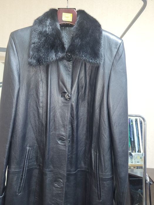 Продам кожанный плащь