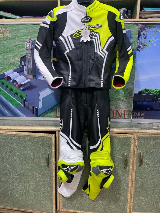 Мото Екипировка- Костюми Ботиши Ръкавици