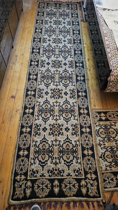 Продавам Килими - Пътеки - Черджета