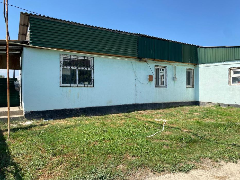 Продам времянку с участком