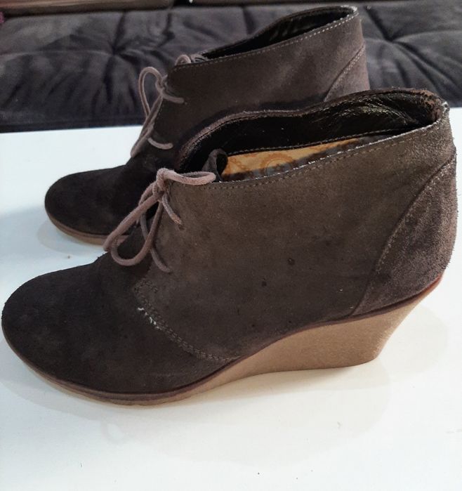 Дамски  велурени обувки на платформа Gortz Shoes-41 номер