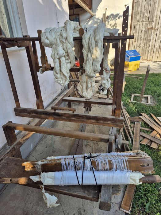 Război de țesut cu brâne alese 80 de fușcei