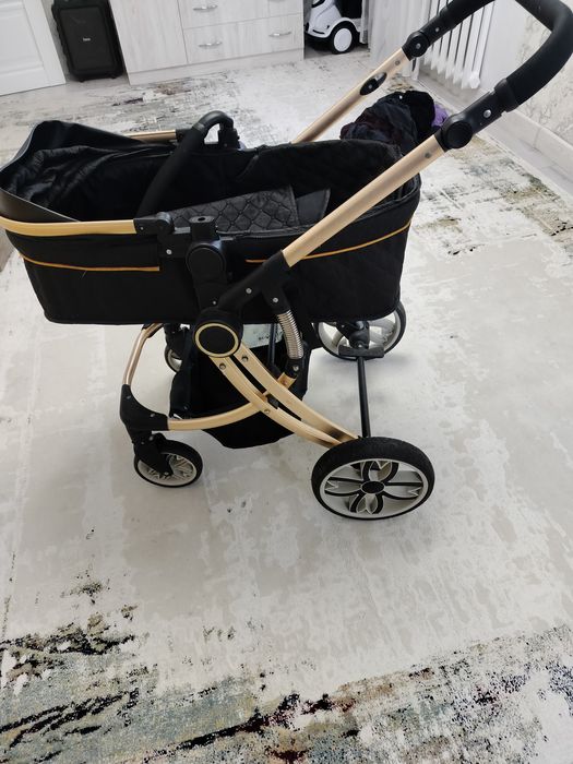 Продам коляску трансформер