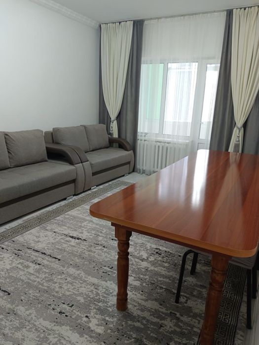 Продам 4-x комнатную квартиру