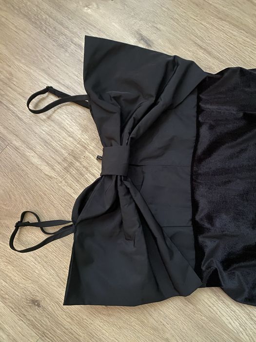 Къса черна рокля Calliope