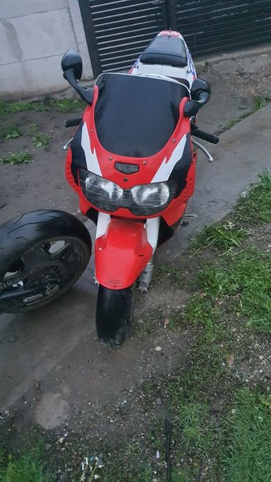 Honda cbr 919 rr fireblade piese