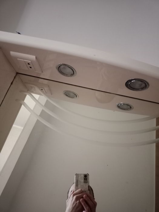 Продам зеркало для ванной