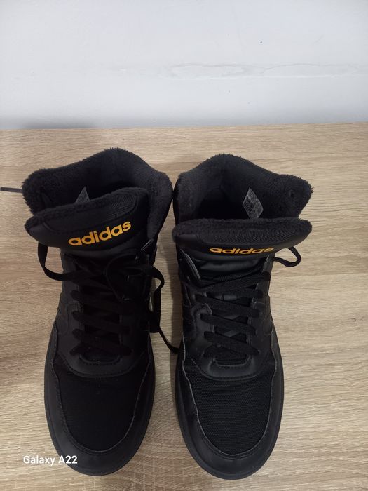 Vând adidași copii