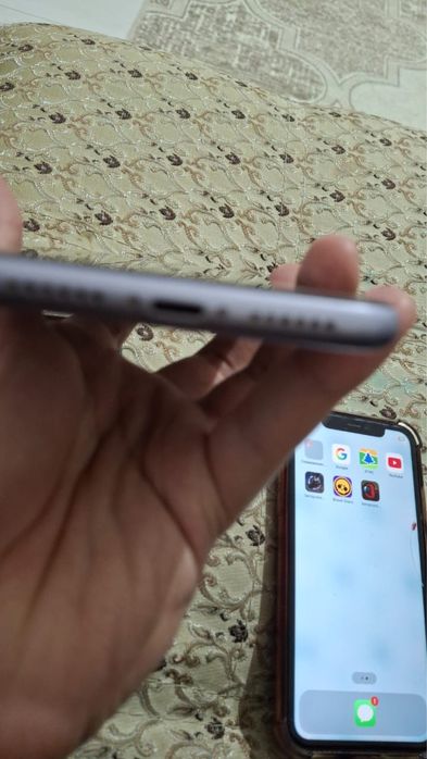 Продам Iphone 11 64gb