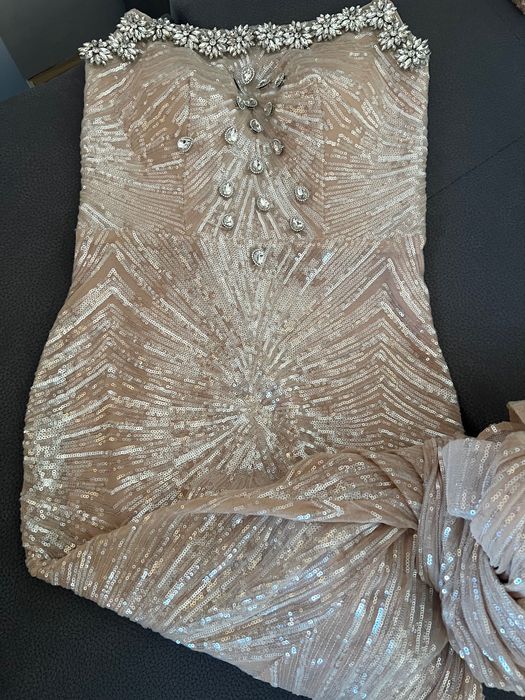 Официална рокля с паети