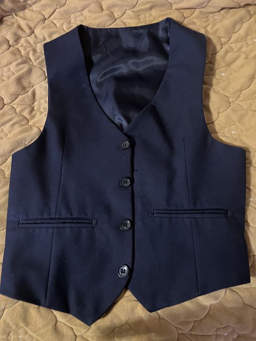 Жилетка для мальчика 12-14 лет.