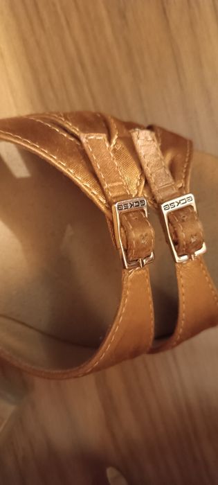 Туфли для бальных танцев