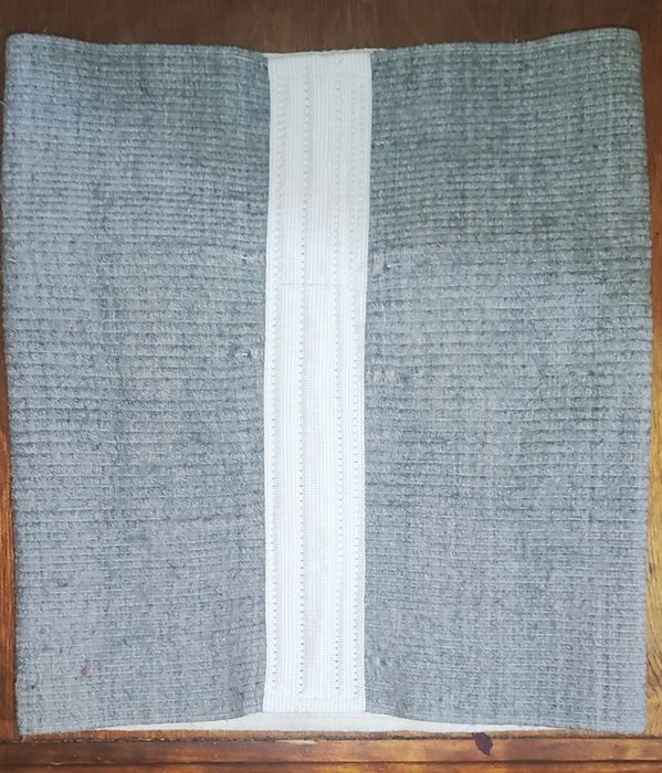 2 пояса согревающих и  эластичных. Гольфы высокие теплые.  Юнусабад