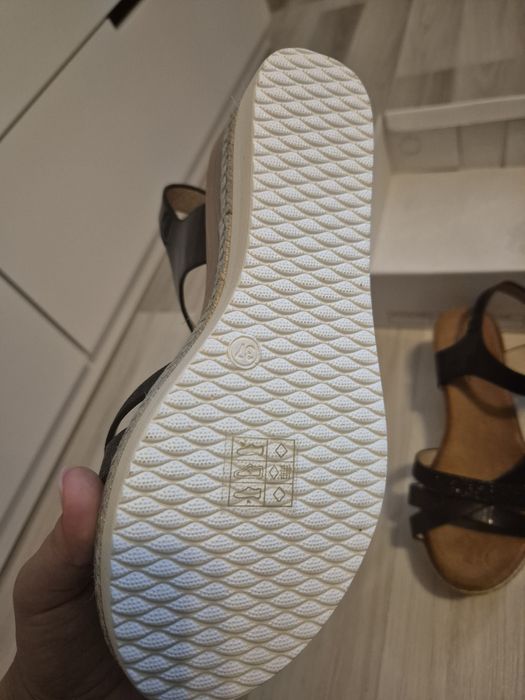 Sandale elegante mărime 37