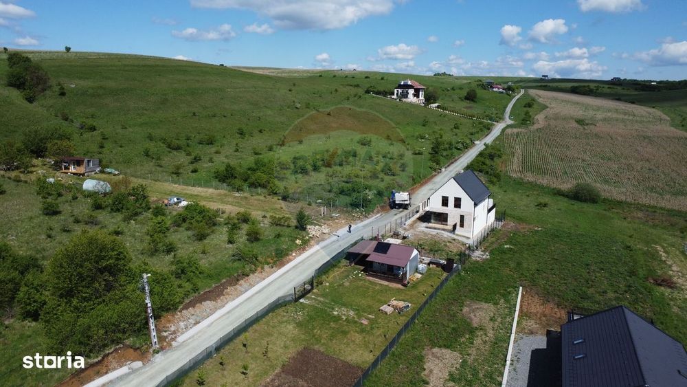 Teren intravilan 2307 mp în Salicea, zona premium, aproape de Cluj