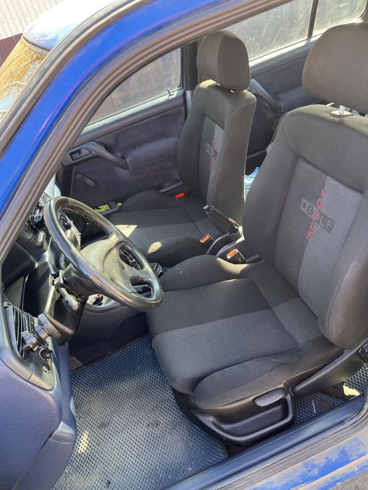volkswagen vento 1.8