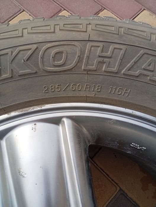 Шина б/у 285/60 R18