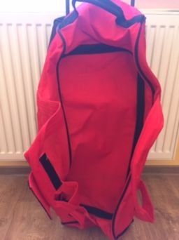 Rucsac exceptional, ORIGINAL, nou, ! Pentru drumetii sau sport!