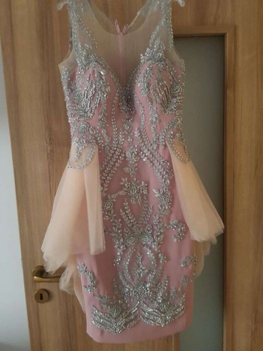 Rochie dantela brodata
