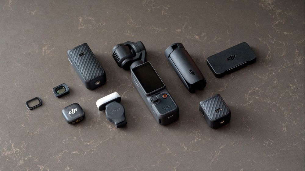 DJI osmo pocket 4 creator combo