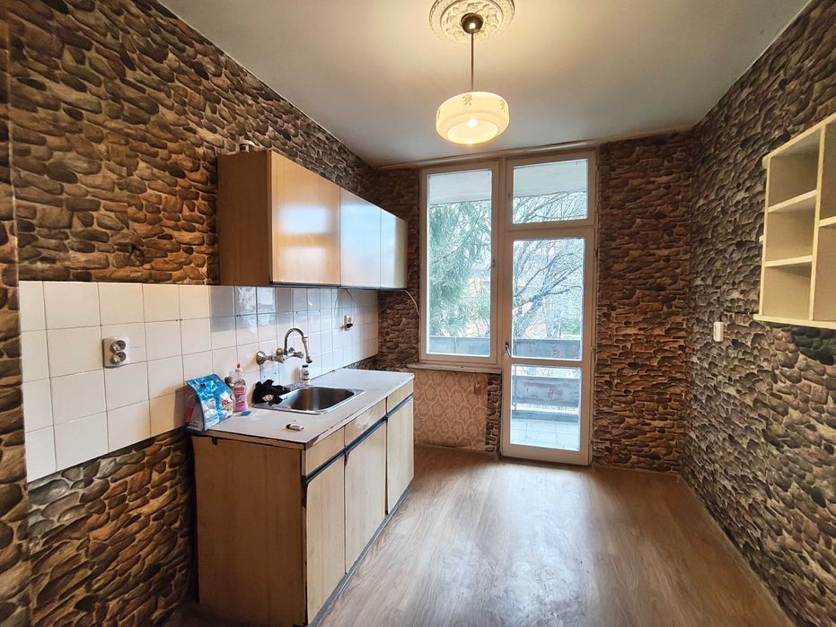 Двустаен тухлен апартамент