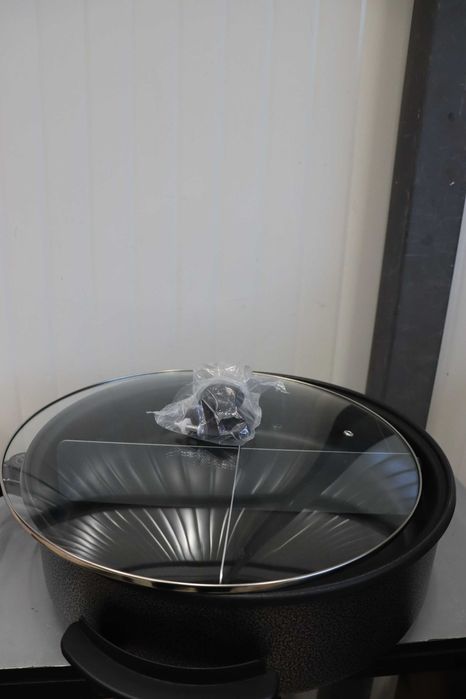 Мултифункционален електрически тиган Tristar 1500W, лек ДЕФЕКТ