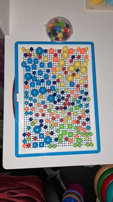 Развивающие игры и игрушки.