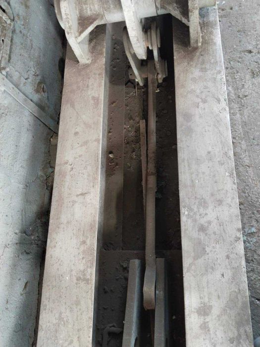 стенд для испытания тормозных тяг б/у