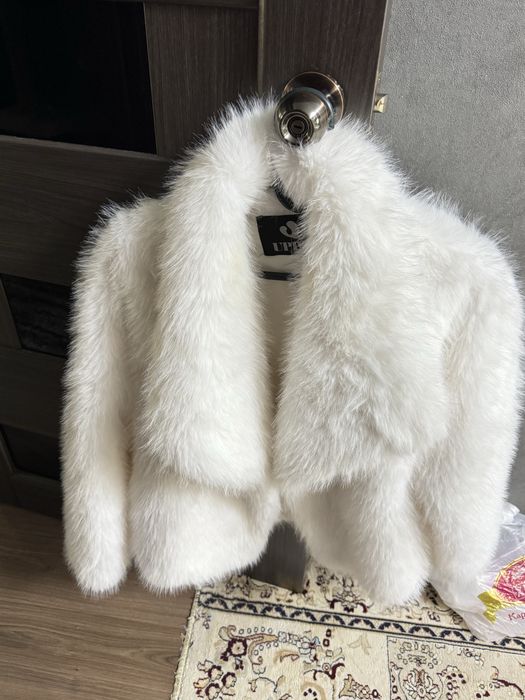 продам новую белую шубу
